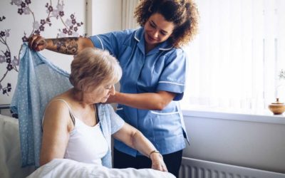 Quels sont les services inclus dans l’aide à domicile pour personnes âgées à Villefranche-sur-Saône ?