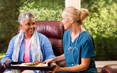 Pourquoi faire appel à une agence d’aide à domicile plutôt qu’à une aide indépendante ?